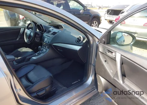 2010 Mazda Mazda3 S Grand Touring из США, поврежденный, VIN JM1BL1H63A1325929